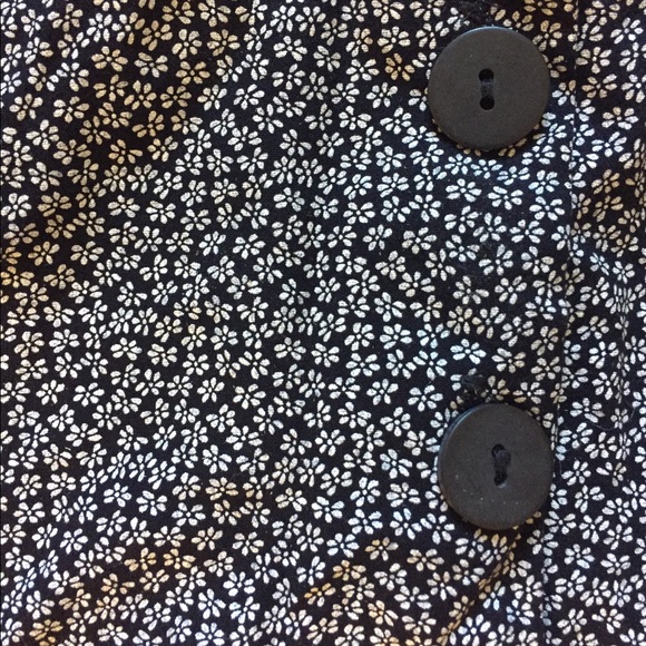 Mini skirt - Picture 3 of 3